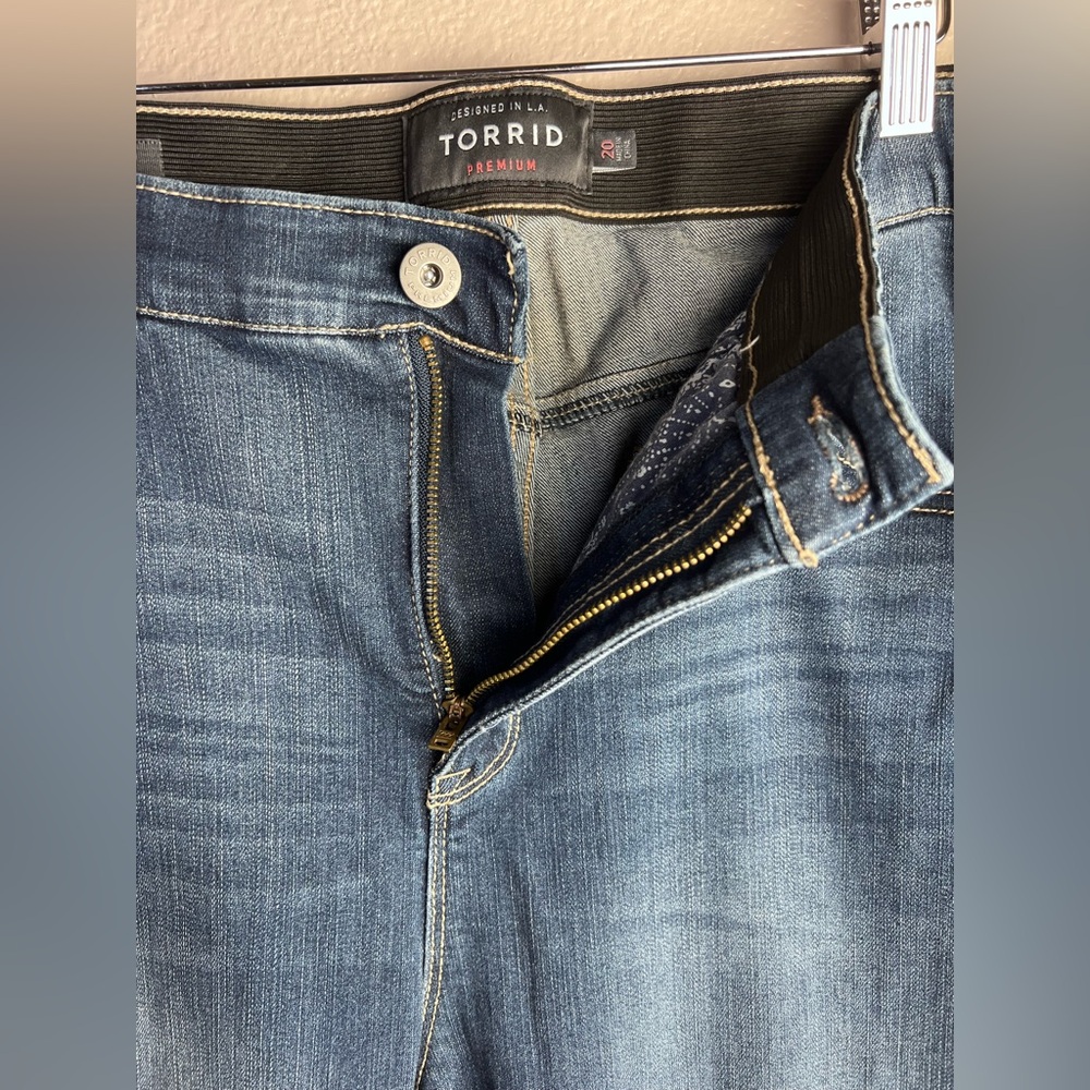 Torrid Premium Sky High Skinny Jeans Size 20 - Picture 6 of 9